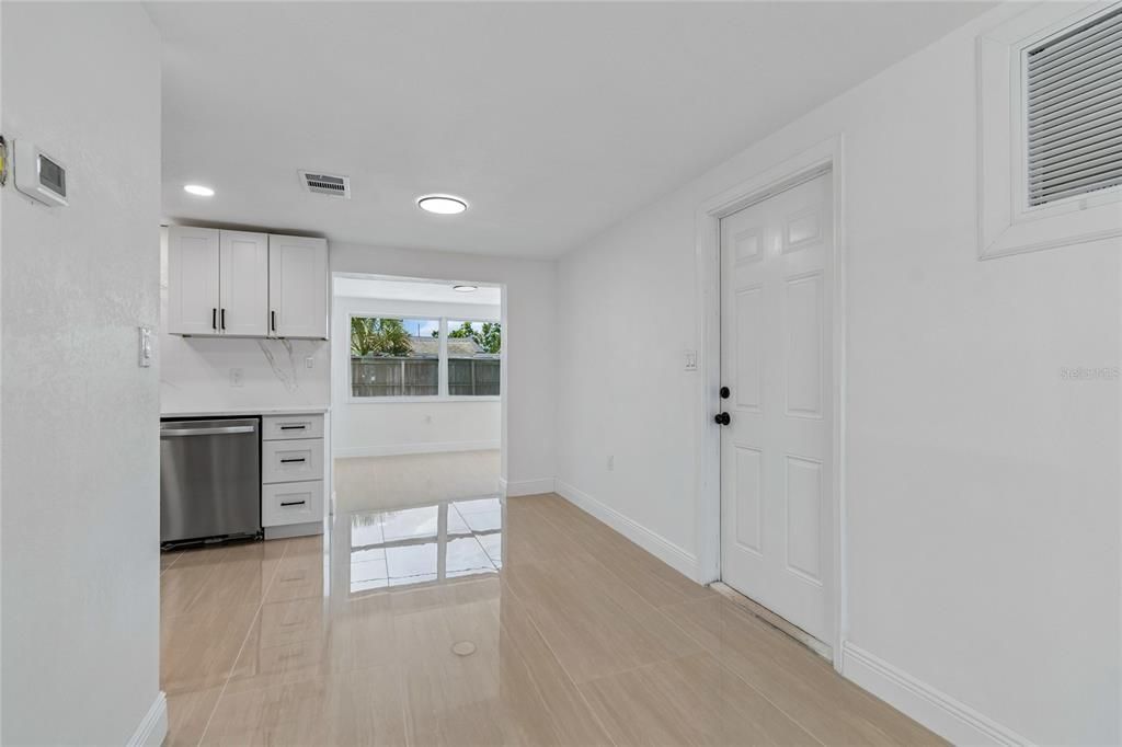 For Sale: $309,000 (3 beds, 2 baths, 1330 Square Feet)