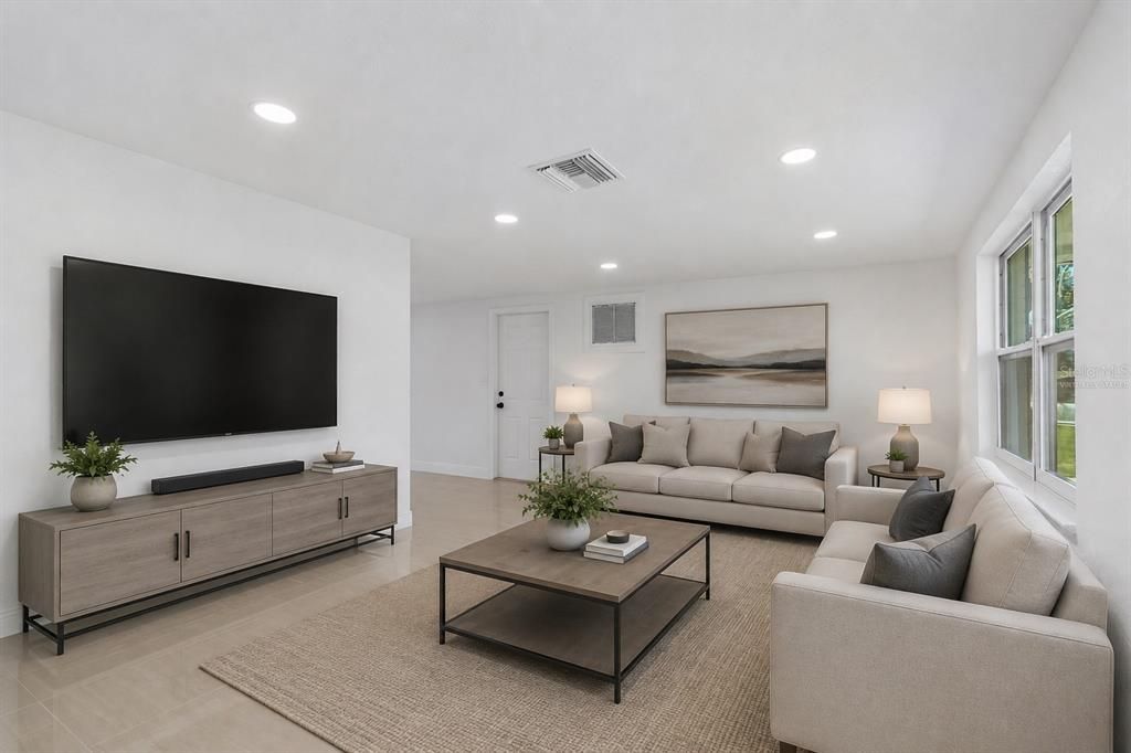For Sale: $309,000 (3 beds, 2 baths, 1330 Square Feet)