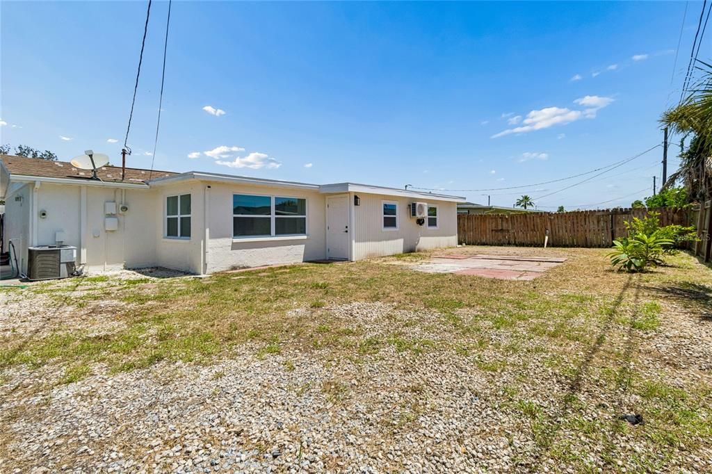 For Sale: $309,000 (3 beds, 2 baths, 1330 Square Feet)