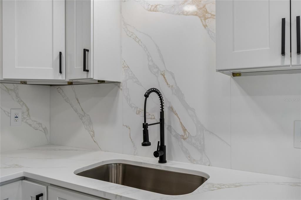 For Sale: $309,000 (3 beds, 2 baths, 1330 Square Feet)