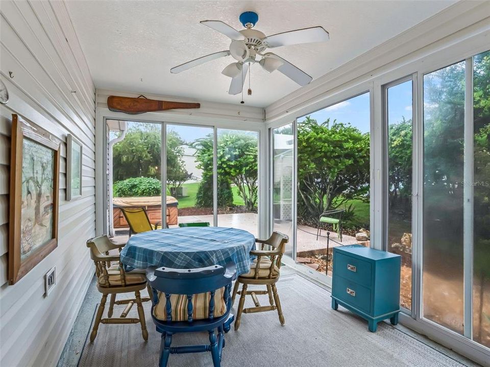 For Sale: $315,000 (3 beds, 2 baths, 1557 Square Feet)