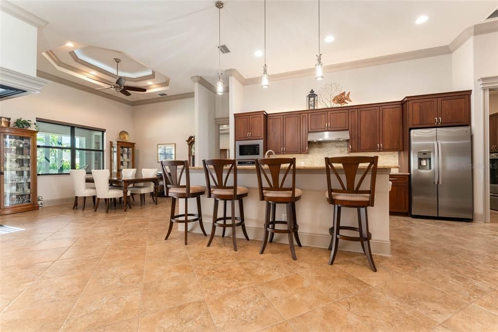 For Sale: $1,045,000 (4 beds, 2 baths, 2582 Square Feet)