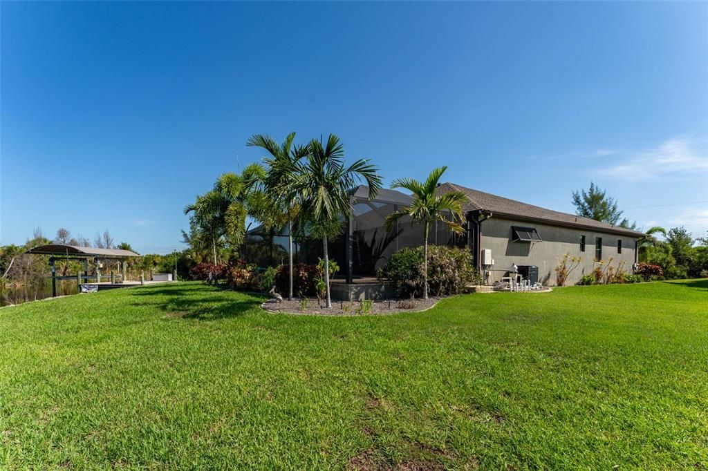 For Sale: $1,045,000 (4 beds, 2 baths, 2582 Square Feet)