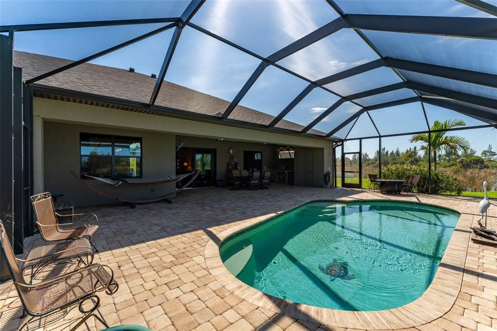For Sale: $1,045,000 (4 beds, 2 baths, 2582 Square Feet)
