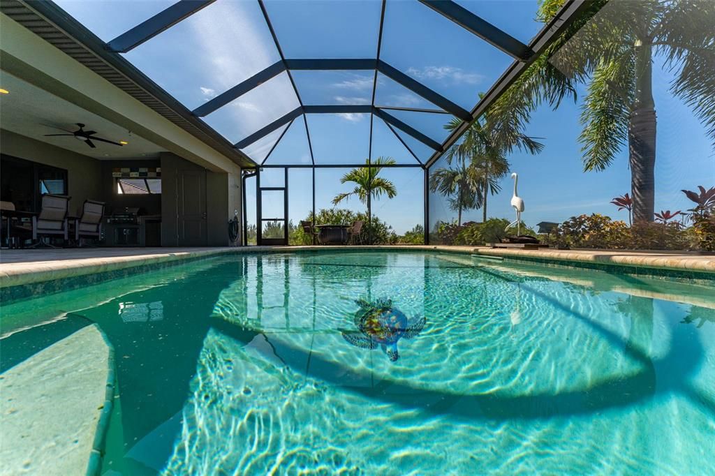 For Sale: $1,045,000 (4 beds, 2 baths, 2582 Square Feet)