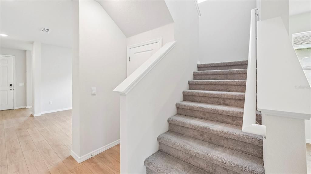 For Sale: $572,990 (5 beds, 4 baths, 3975 Square Feet)
