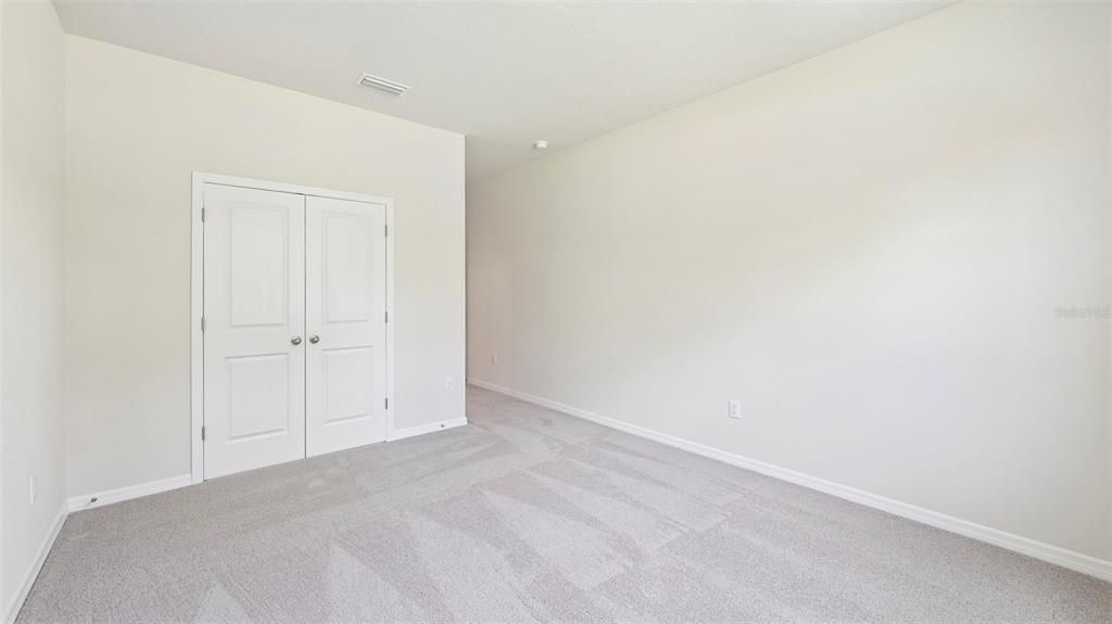 For Sale: $572,990 (5 beds, 4 baths, 3975 Square Feet)