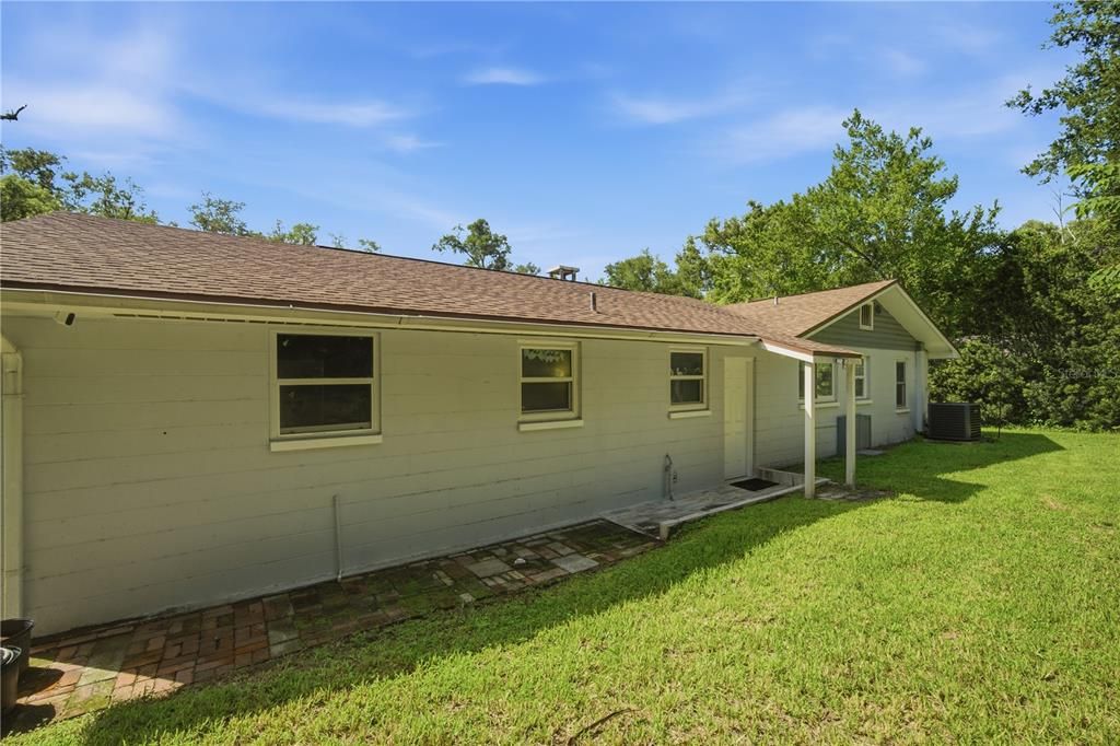 For Sale: $314,900 (4 beds, 2 baths, 1535 Square Feet)