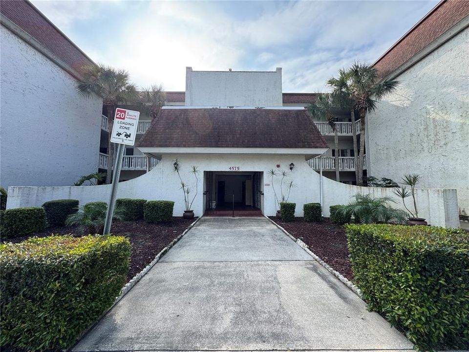 For Rent: $1,517 (2 beds, 2 baths, 1309 Square Feet)