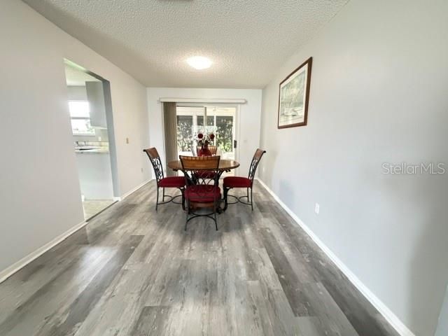 For Rent: $2,100 (2 beds, 2 baths, 1360 Square Feet)