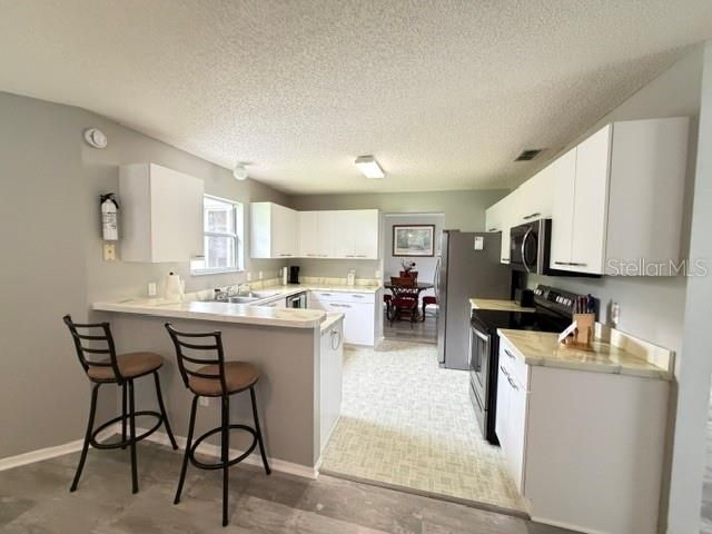 For Rent: $2,100 (2 beds, 2 baths, 1360 Square Feet)