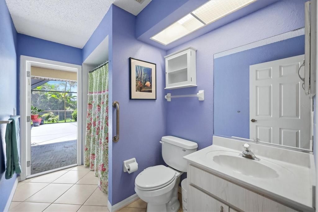 For Sale: $333,700 (3 beds, 2 baths, 1557 Square Feet)