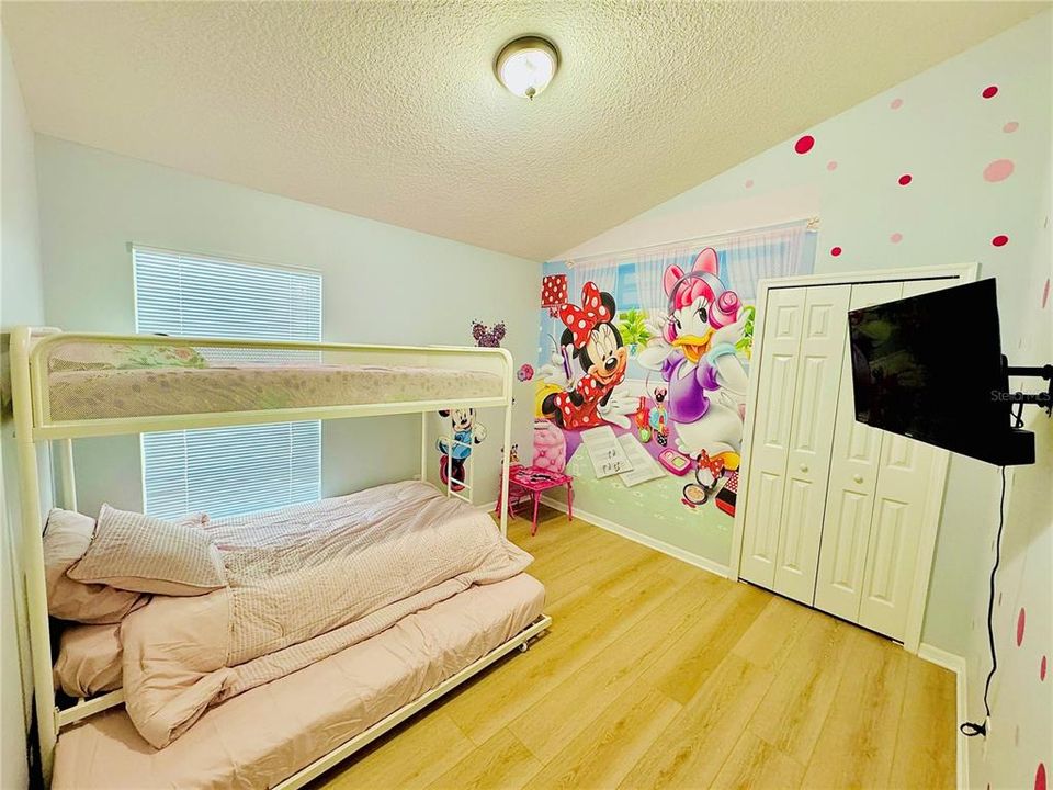 En Venta: $479,999 (4 camas, 3 baños, 1830 Pies cuadrados)