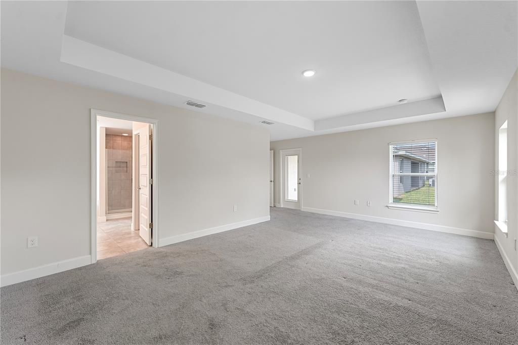 En Venta: $255,000 (3 camas, 2 baños, 1970 Pies cuadrados)