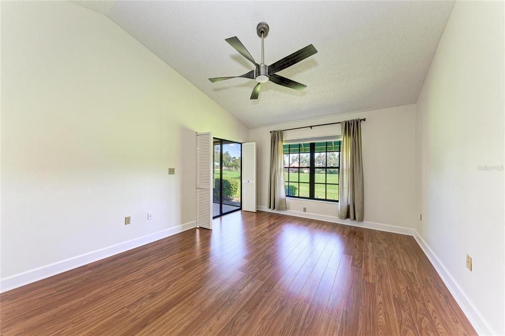 For Sale: $310,000 (2 beds, 2 baths, 1380 Square Feet)