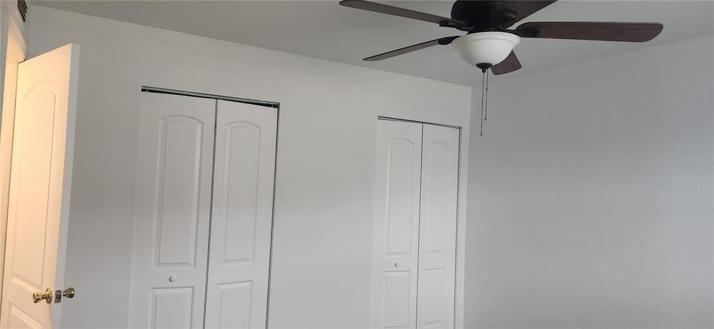 For Sale: $150,000 (2 beds, 1 baths, 784 Square Feet)