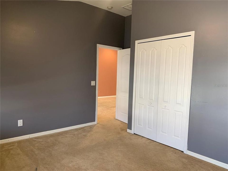 For Rent: $2,800 (4 beds, 2 baths, 2079 Square Feet)