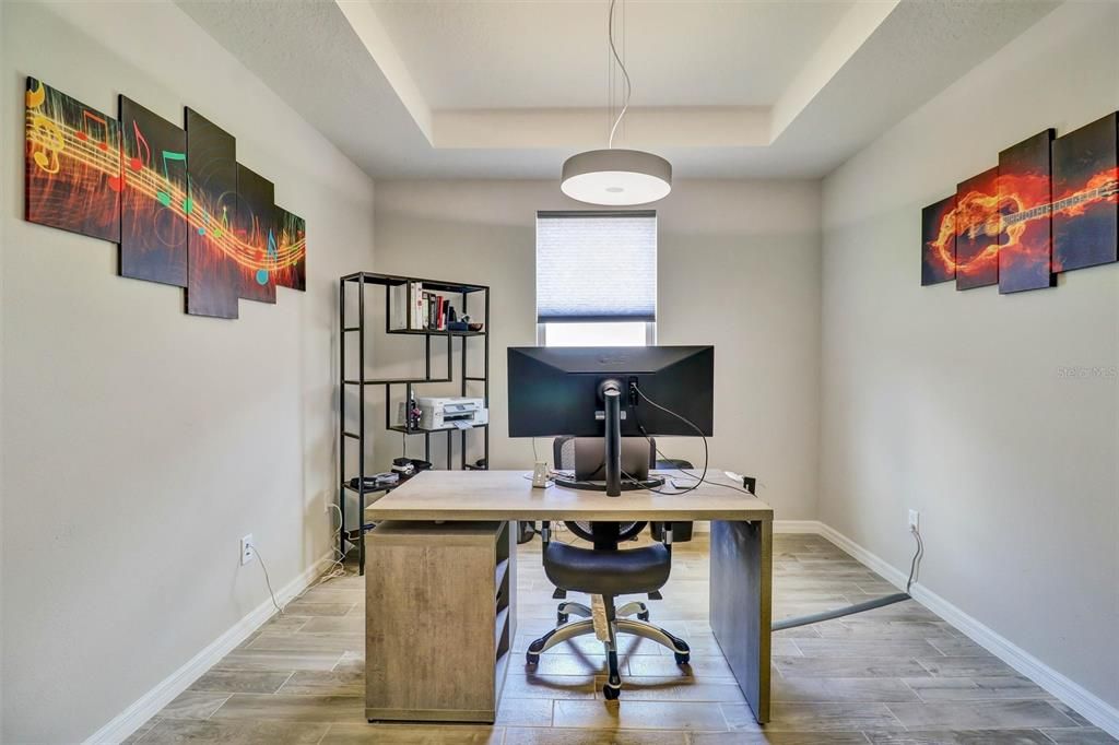 En Venta: $429,900 (3 camas, 2 baños, 2030 Pies cuadrados)