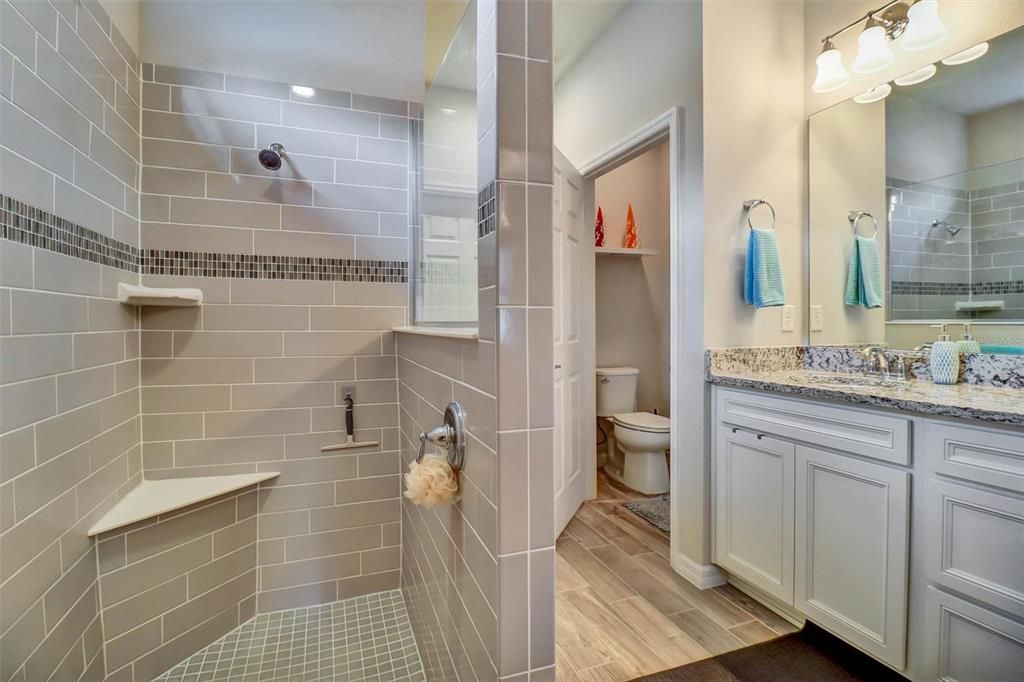 En Venta: $429,900 (3 camas, 2 baños, 2030 Pies cuadrados)