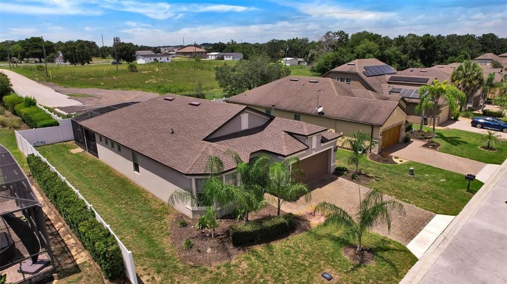En Venta: $429,900 (3 camas, 2 baños, 2030 Pies cuadrados)