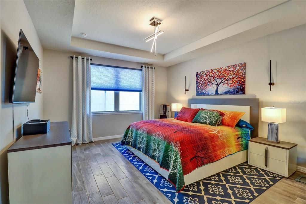 En Venta: $429,900 (3 camas, 2 baños, 2030 Pies cuadrados)
