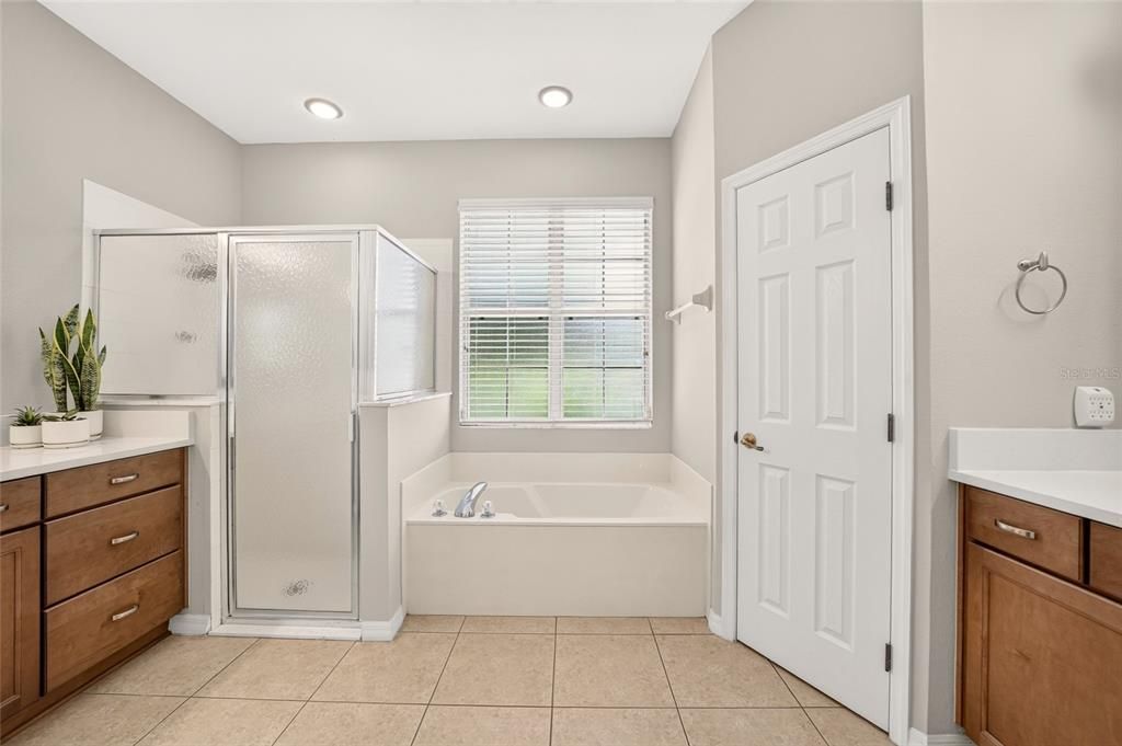 For Sale: $330,000 (3 beds, 2 baths, 2316 Square Feet)