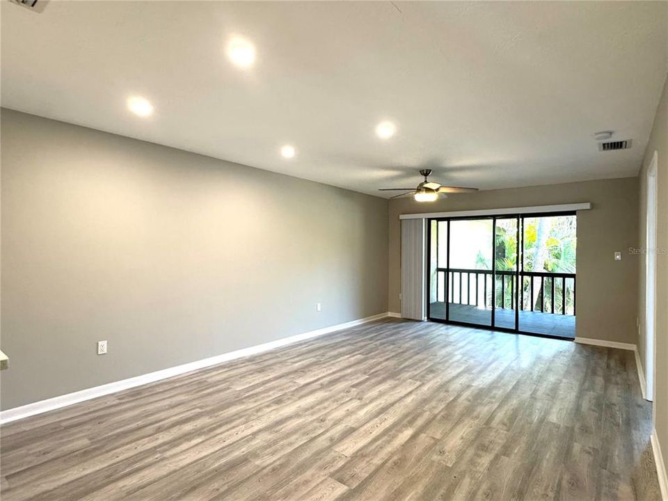 For Rent: $1,900 (2 beds, 2 baths, 1145 Square Feet)