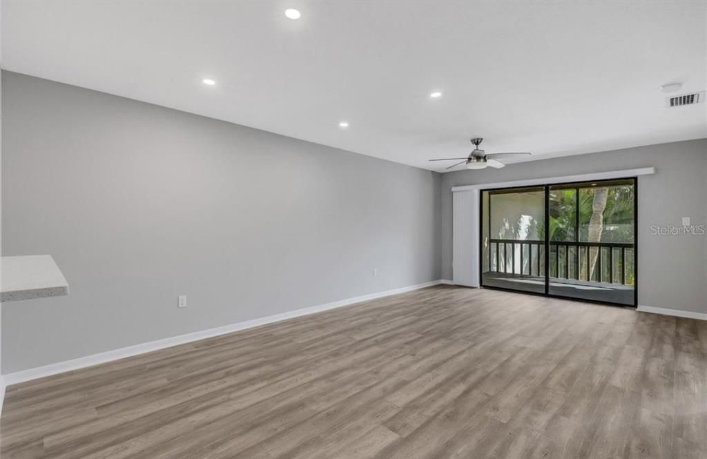 For Rent: $1,900 (2 beds, 2 baths, 1145 Square Feet)