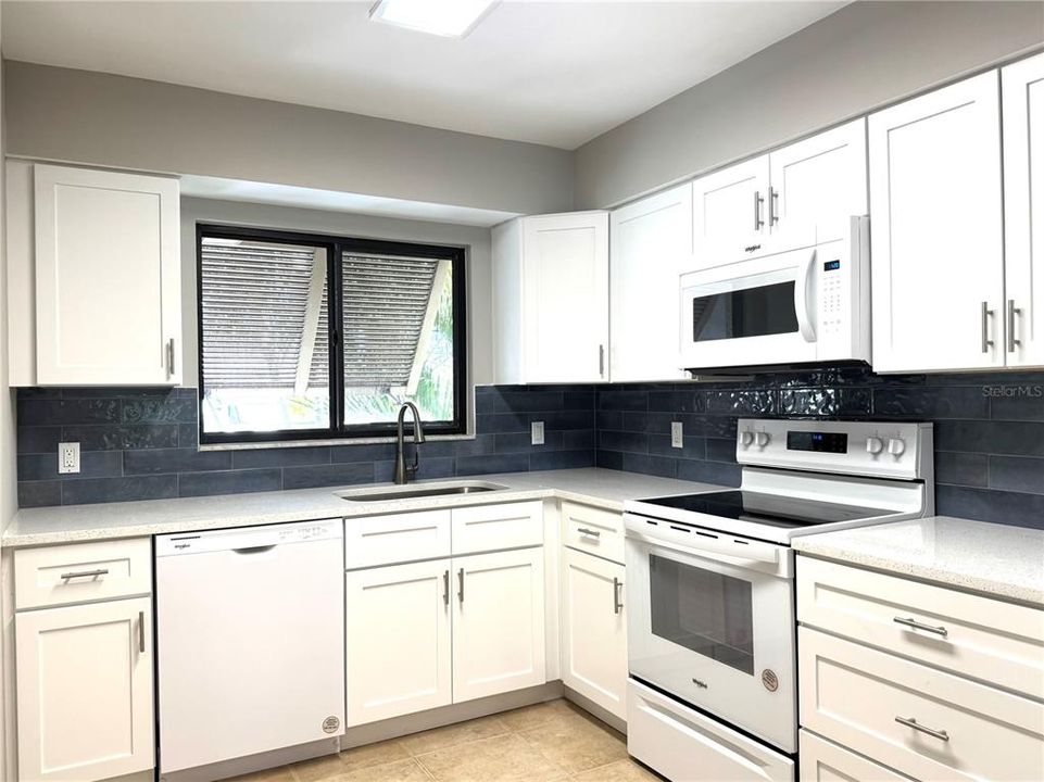 For Rent: $1,900 (2 beds, 2 baths, 1145 Square Feet)
