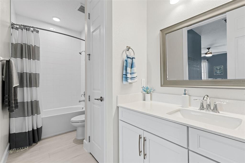 For Sale: $1,100,000 (4 beds, 3 baths, 4234 Square Feet)