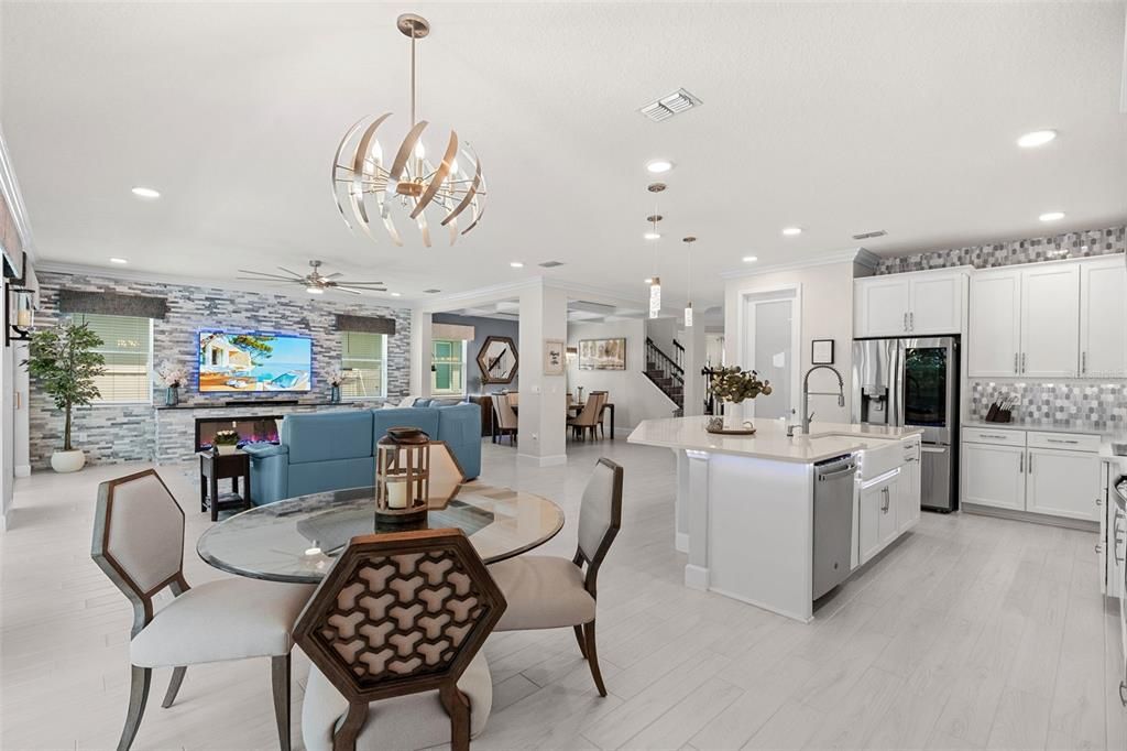 For Sale: $1,100,000 (4 beds, 3 baths, 4234 Square Feet)