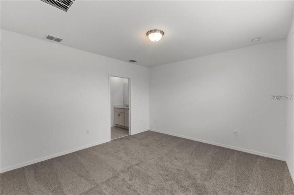 В аренду: $1,800 (3 спален, 2 ванн, 1484 Квадратных фут)