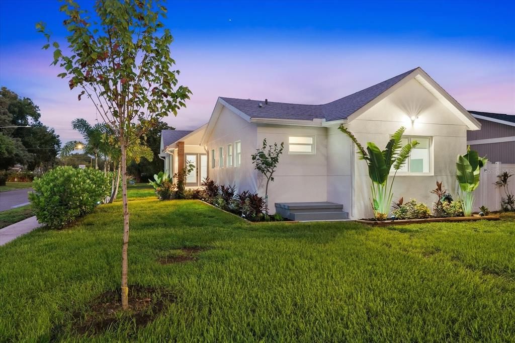 En Venta: $799,000 (3 camas, 2 baños, 1668 Pies cuadrados)