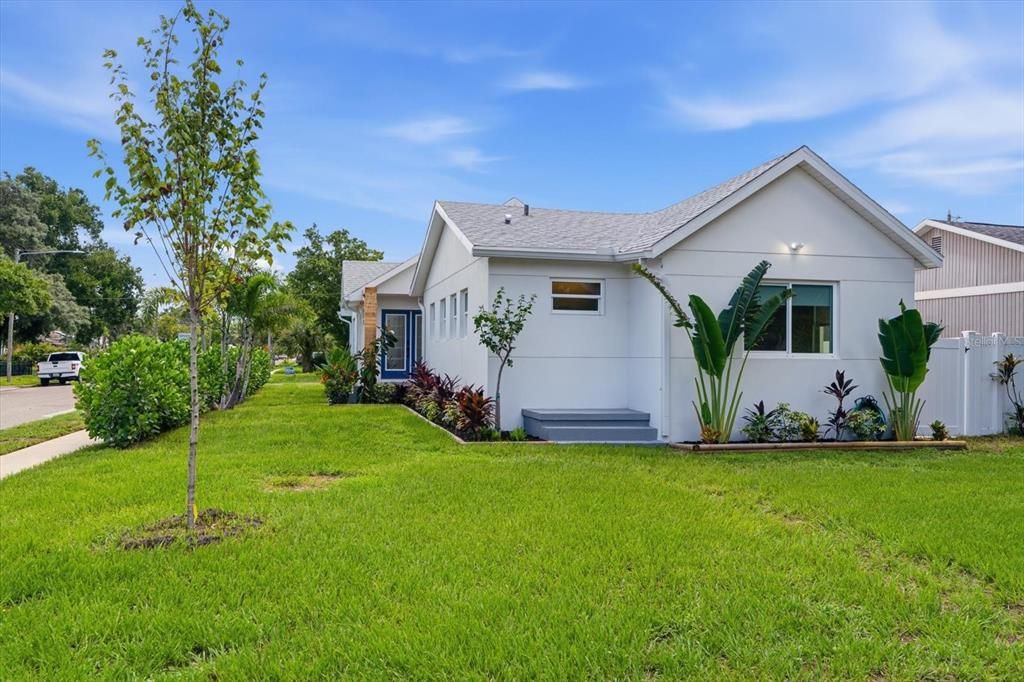 En Venta: $799,000 (3 camas, 2 baños, 1668 Pies cuadrados)