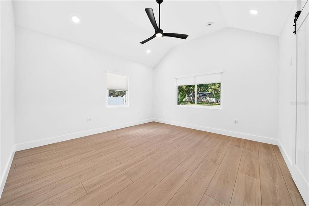 En Venta: $799,000 (3 camas, 2 baños, 1668 Pies cuadrados)