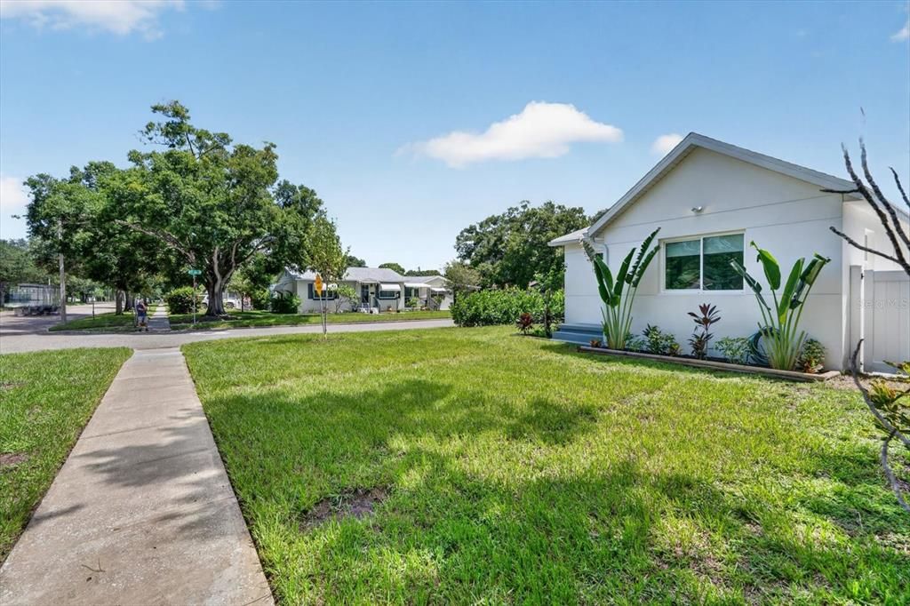 En Venta: $799,000 (3 camas, 2 baños, 1668 Pies cuadrados)
