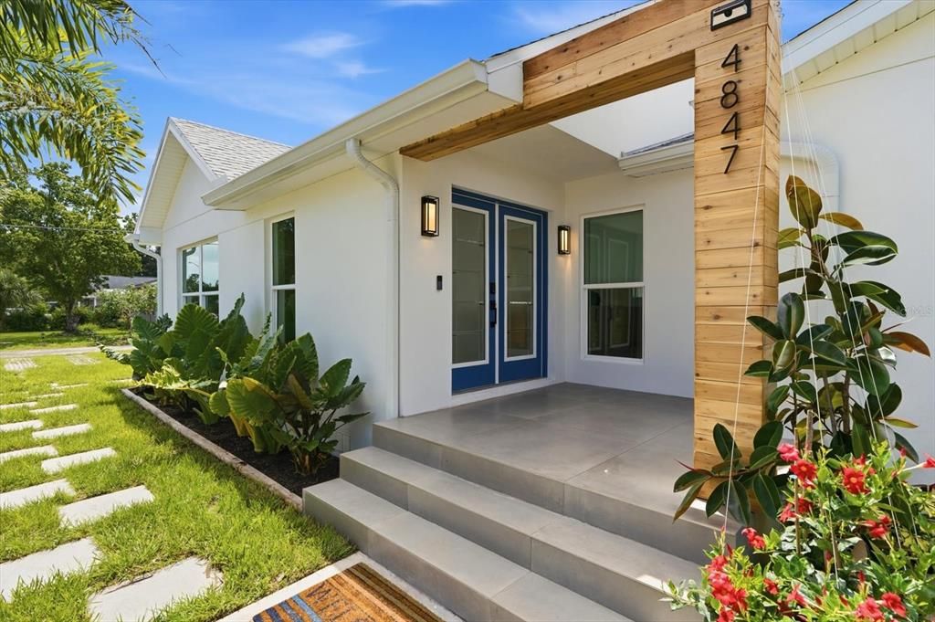 En Venta: $799,000 (3 camas, 2 baños, 1668 Pies cuadrados)