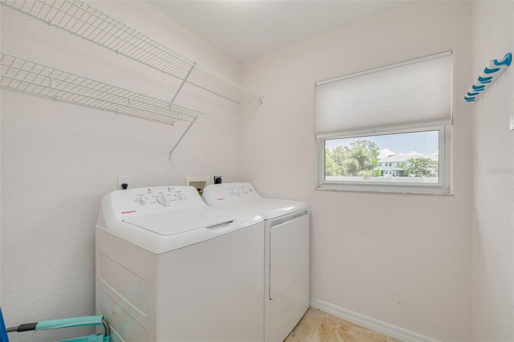 En Venta: $449,000 (3 camas, 2 baños, 1698 Pies cuadrados)