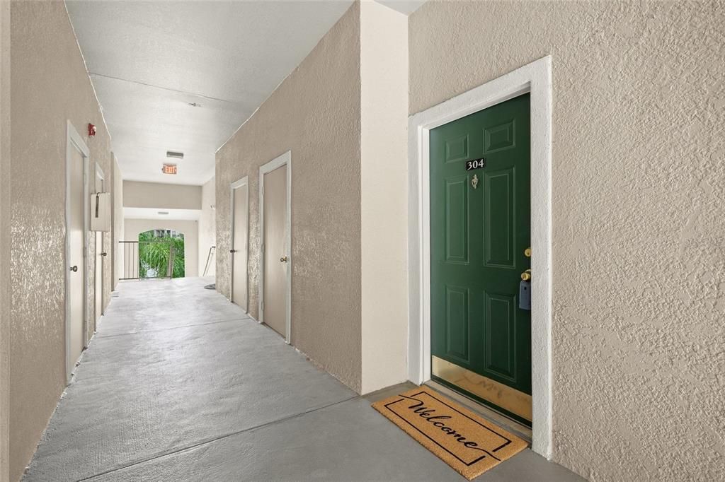 For Sale: $175,000 (2 beds, 1 baths, 1118 Square Feet)