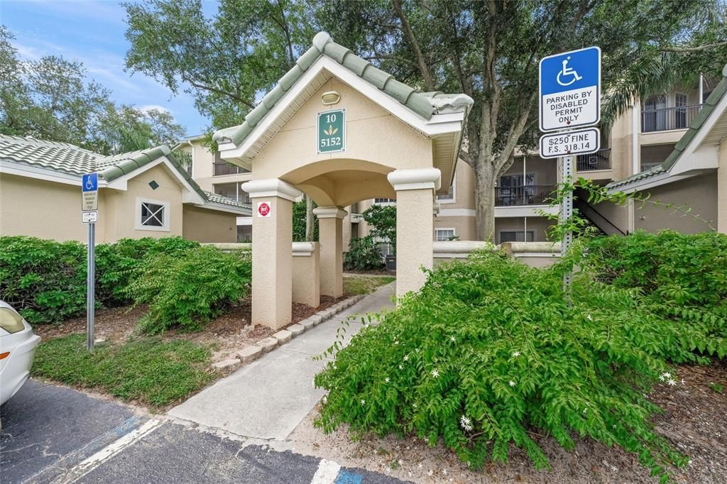 For Sale: $175,000 (2 beds, 1 baths, 1118 Square Feet)