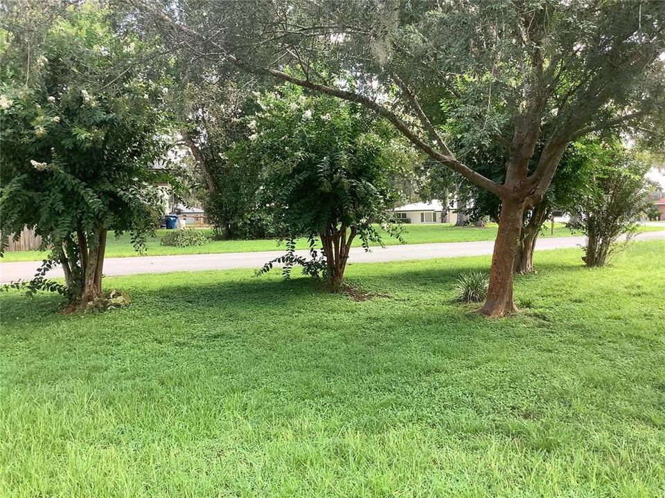 For Sale: $390,000 (2 beds, 2 baths, 2055 Square Feet)