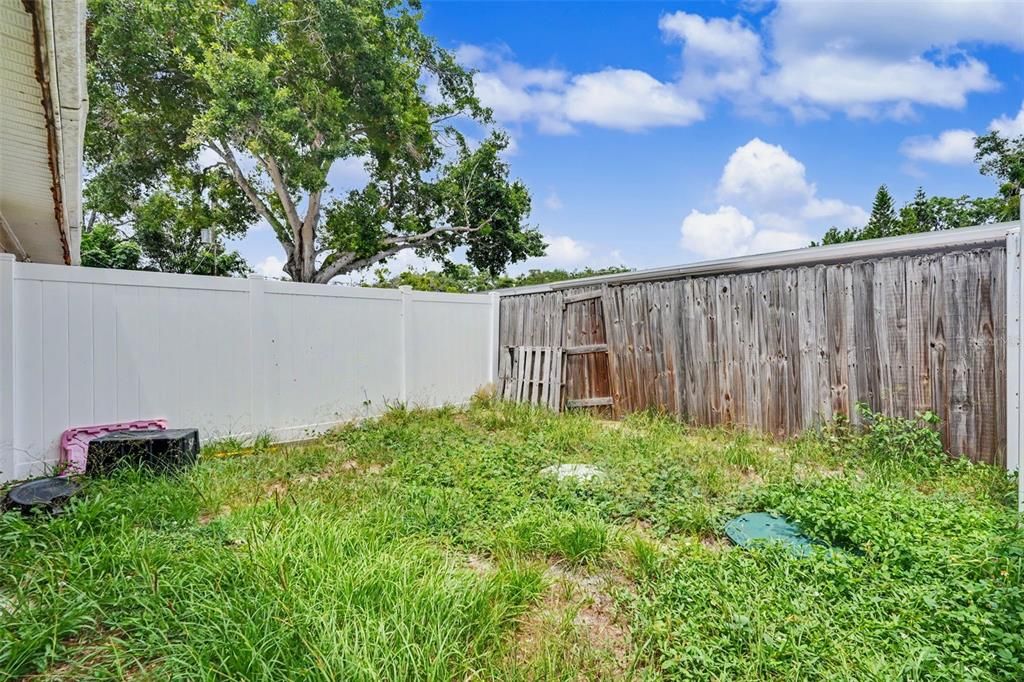 For Sale: $385,000 (4 beds, 0 baths, 1800 Square Feet)