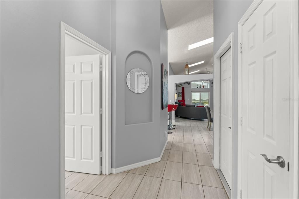 For Sale: $499,000 (5 beds, 4 baths, 2136 Square Feet)
