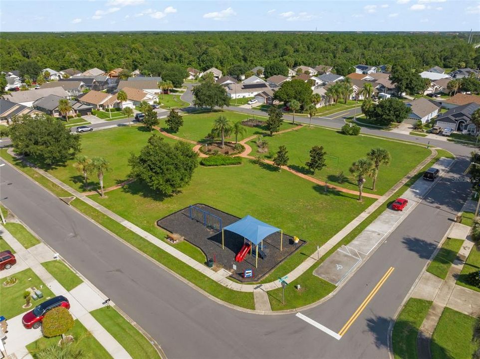 For Sale: $499,000 (5 beds, 4 baths, 2136 Square Feet)