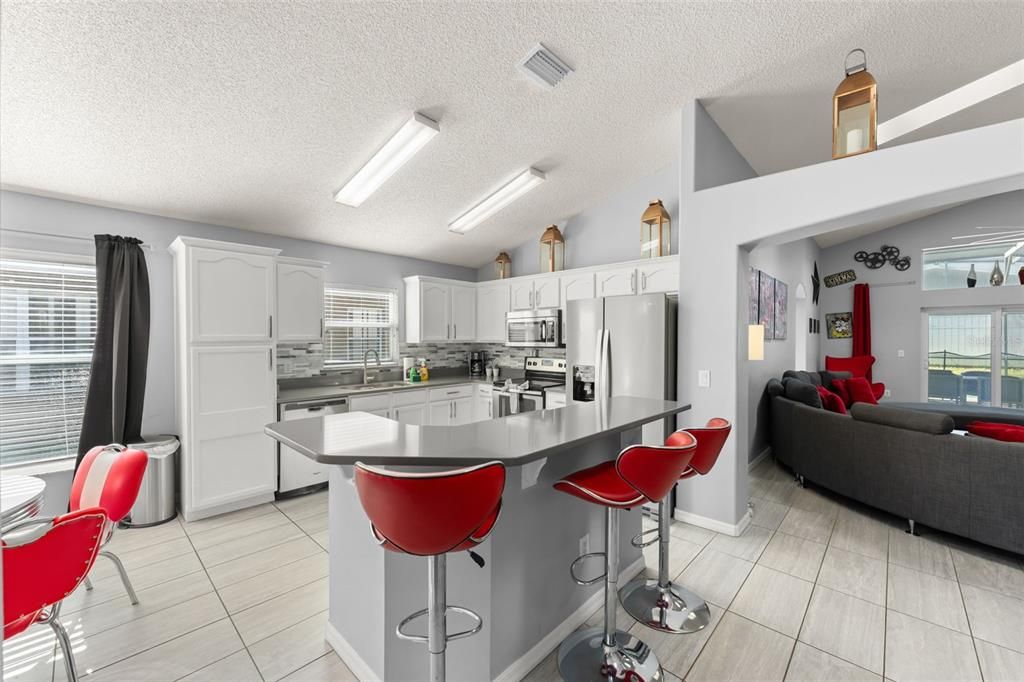 For Sale: $499,000 (5 beds, 4 baths, 2136 Square Feet)