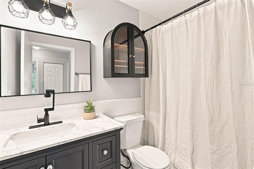 For Sale: $249,900 (3 beds, 2 baths, 1343 Square Feet)