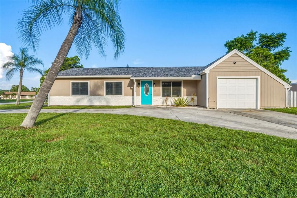 For Sale: $249,900 (3 beds, 2 baths, 1343 Square Feet)