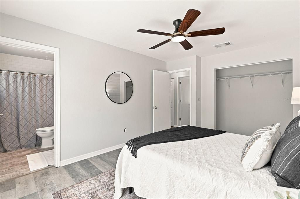 For Sale: $249,900 (3 beds, 2 baths, 1343 Square Feet)