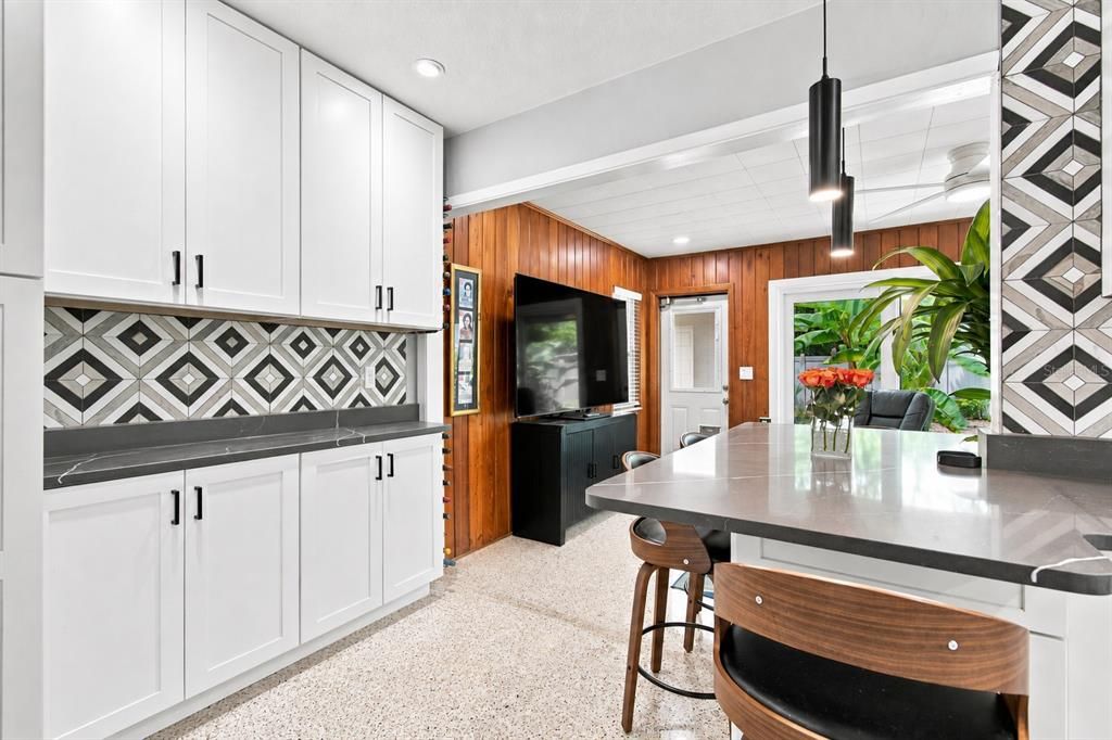 En Venta: $519,000 (2 camas, 1 baños, 1228 Pies cuadrados)