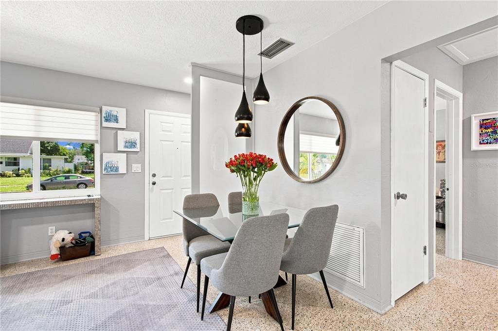 En Venta: $519,000 (2 camas, 1 baños, 1228 Pies cuadrados)
